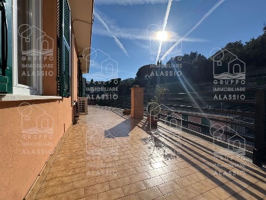Foto Attico in Via Summit Laigueglia SV Italia, Laigueglia di 75 m²
