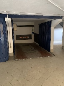 Foto Posti auto in via cenisio 50, Milano Cenisio di 12 m² con 1 locali