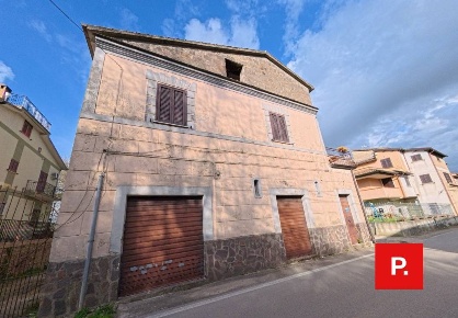 Foto Casa indipendente in via ceraselle 54 54, Caianello Montano di 180 m²