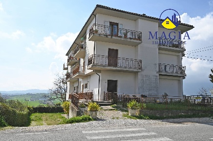 Foto Appartamento a Maltignano Centro di 112 m² con 4 locali in vendita