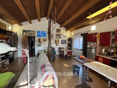 Foto Appartamento in Via Tasso, Civitanova Marche di 102 m² con 4 locali