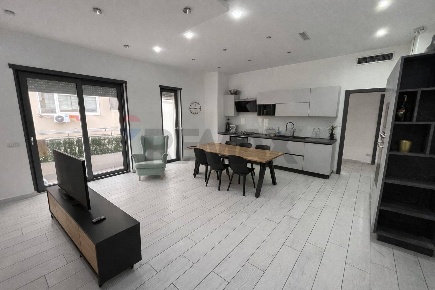 Foto Appartamento in Piazza D'annunzio 16, Napoli Fuorigrotta di 95 m²