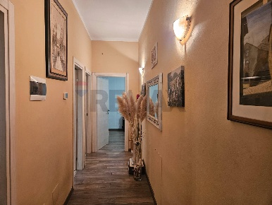 Foto Appartamento a Piombino Centro di 100 m² con 5 locali in vendita