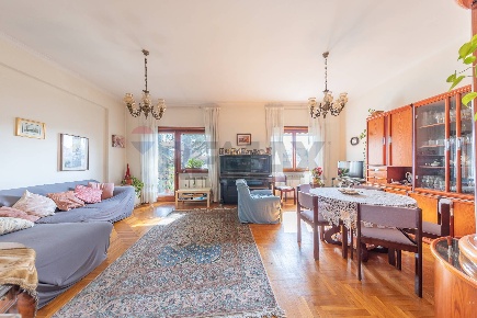 Foto Appartamento in Via Bagnoregio 3, Roma Tomba di Nerone di 152 m²