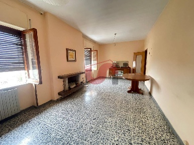 Foto Casa indipendente in Corso Cusani 207, Solopaca di 200 m² con 7 locali