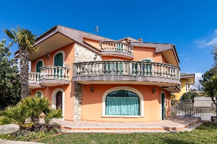 Foto Villa unifamiliare in Via Australia 42, Ragusa Croce - Selvaggio