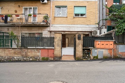 Foto Appartamento in Via Raffaele De Ferrari 60, Roma Borghesiana di 70 m²