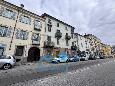 Foto Locale commerciale in Via Lequio 64, Pinerolo Centro di 25 m²