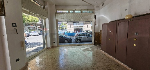 Foto Locale commerciale in Via Madonna Di Fatima 19, Salerno di 40 m²
