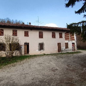 Foto Rustico in frazione Castiglione Asti 229 - 230, Asti di 250 m²