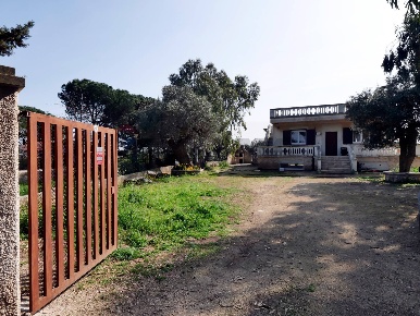 Foto Villa unifamiliare in Contrada Pesciacroce 9, Conversano di 130 m²