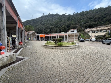 Foto Attività commerciale in Via Giuseppe Vasi snc, Terni di 25 m²
