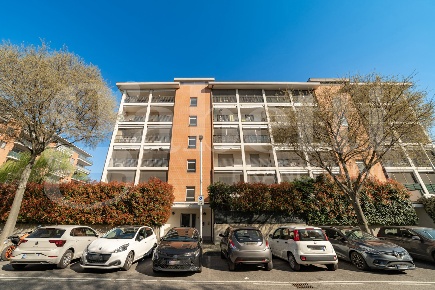 Foto Appartamento in Lidia de Grada, Rozzano di 90 m² con 3 locali