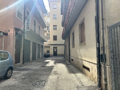 Foto Box in Via Michele Pironti 0, Avellino di 35 m² con 1 locali