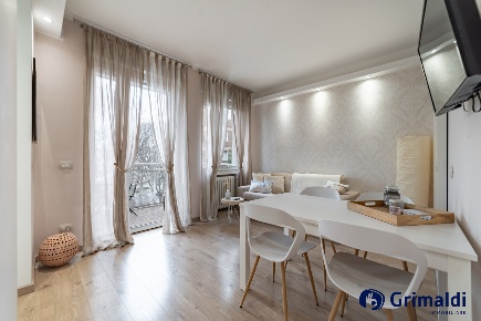Foto Appartamento in Via Alcuino 1, Milano Sempione di 65 m² con 2 locali
