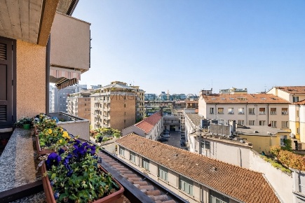 Foto Appartamento in Via Medardo Rosso 7, Milano Isola di 125 m² in vendita