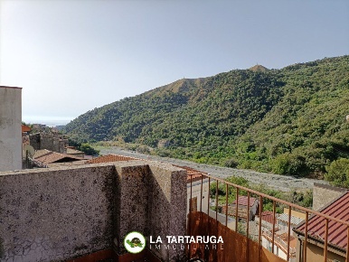 Foto Casa indipendente in Via Mazzini, Pagliara Centro di 256 m² in vendita