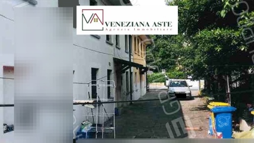 Foto Case semi ndipendenti in strada per Castagnole, Treviso Monigo