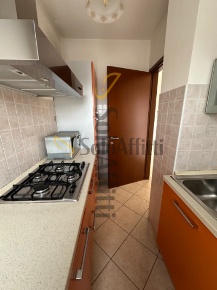Foto Appartamento in Largo Jacopo Peri, Latina Q4 di 65 m² con 3 locali