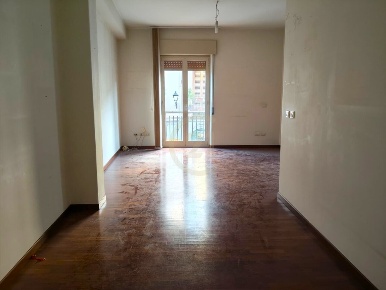 Foto Ufficio a Acireale San Cosmo, Corso Italia, Piazza Dante di 130 m²