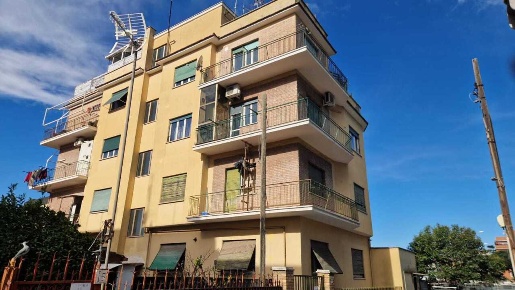 Foto Appartamento in Via Poggio Tulliano 7, Roma Arco di Travertino