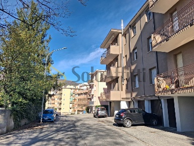 Foto Appartamento in Via Montelungo 23, Como Como Sole di 80 m² in affitto