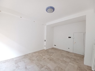 Foto Locale commerciale a Trento Semicentro di 28 m² con 1 locali