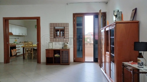 Foto Appartamento in Via Padre Colombano, Capodrise con 120 locali