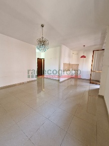 Foto Appartamento in Via Montebello, Livorno di 175 m² con 5 locali