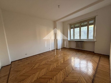 Foto Appartamento in Via Bigatti 14, Asti Corso Dante di 114 m² in vendita