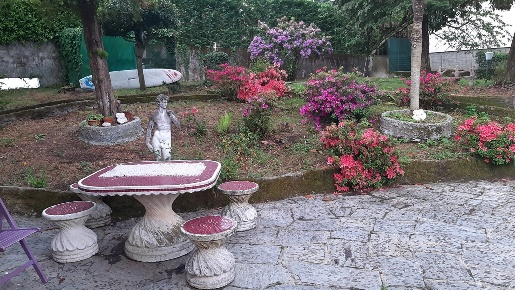 Foto Casa indipendente in Via Alla Fermata, Castelveccana Castello