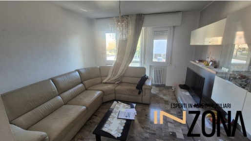 Foto Appartamento in via G. Matteotti, San Pietro in Casale Centro di 85 m²