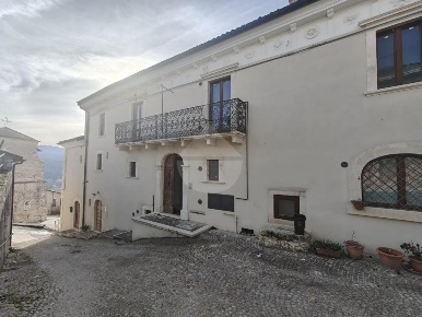 Foto Casa indipendente in XX SETTEMBRE, Prata d'Ansidonia Centro di 90 m²