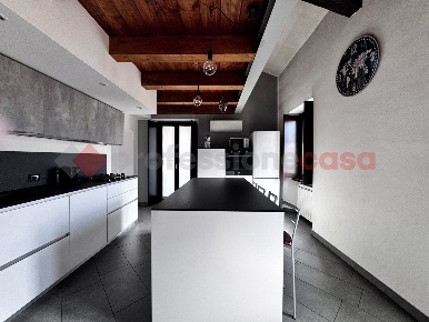 Foto Duplex in Arona, Oleggio Castello di 85 m² con 2 locali in vendita