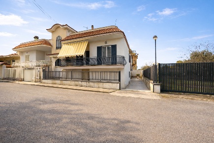 Foto Villa a schiera in Via Rodolfo Morandi 14, Mugnano di Napoli Centro