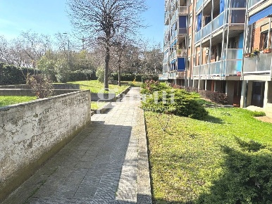 Foto Appartamento in Corso Salvemini 54, Torino Città Giardino di 110 m²