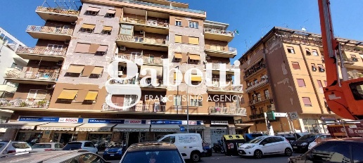 Foto Appartamento in Via GIOVANNI PASSERINI 31, Roma Centocelle di 70 m²