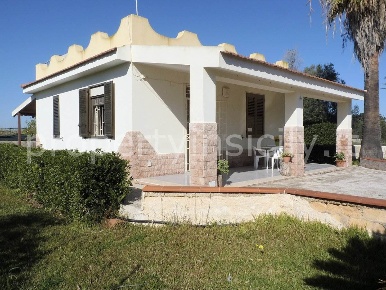 Foto Villa unifamiliare in Traversa Renella, Siracusa Arenella di 71 m²