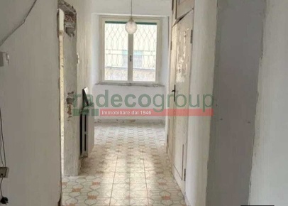 Foto Appartamento in Via Umberto Fioravanti 46, Livorno Fabbricotti