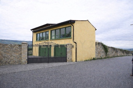 Foto Villa unifamiliare in Via Belvedere 183, Verona Poiano di 365 m²