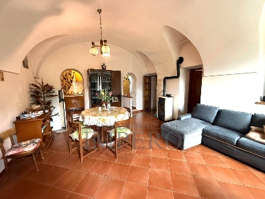 Foto Appartamento in Via Ginestrea 27, Olivetta San Michele Olivetta