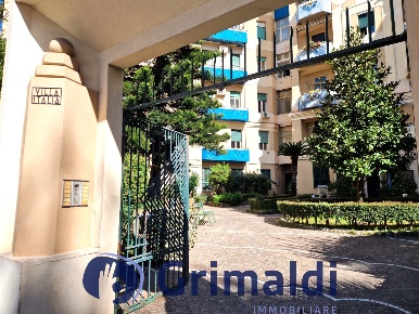 Foto Appartamento in Via Giacinto Gigante 10, Napoli Arenella di 86 m²