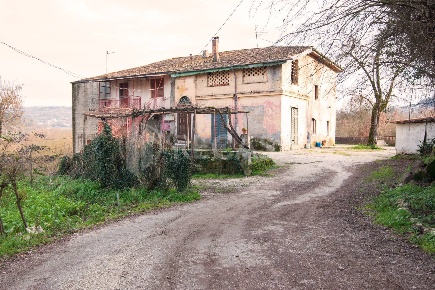 Foto Casa indipendente in Via Annunziata, Prata di Principato Ultra
