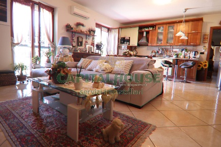 Foto Appartamento in Via Patturelli, San Nicola la Strada di 94 m²