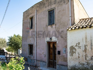 Foto Casa indipendente in Via Badalucco 20, Valderice di 147 m² in vendita