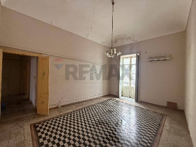 Foto Appartamento in Via Dione 8, Siracusa Ortigia di 84 m² con 3 locali