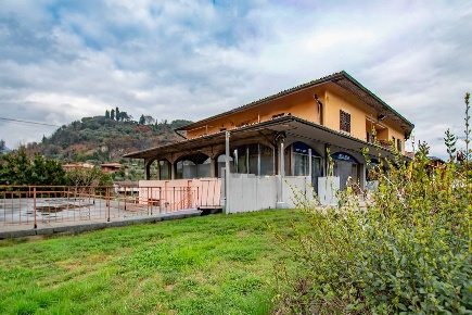 Foto Laboratorio in Via Vittorio Veneto 9, Iseo Via Veneto - Borgo Trento
