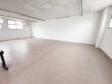 Foto Capannone industriale in via aretina, Montevarchi di 385 m² in affitto