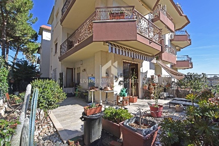 Foto Appartamento in Via Padre Semeria, Sanremo Foce - Semeria di 54 m²