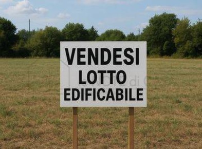 Foto Terreno residenziale in Via marecchia, Cervia di 400 m² in vendita